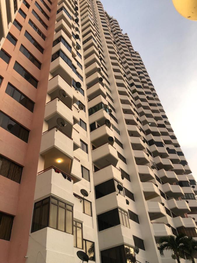 Beach Resort Home Stay Sri Sayang 05 Apartment Batu Ferringhi 2Bedroom ภายนอก รูปภาพ